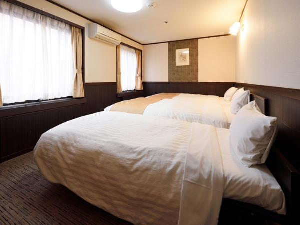 Belmont Hotel : photo 2 de la chambre chambre triple - non-fumeurs