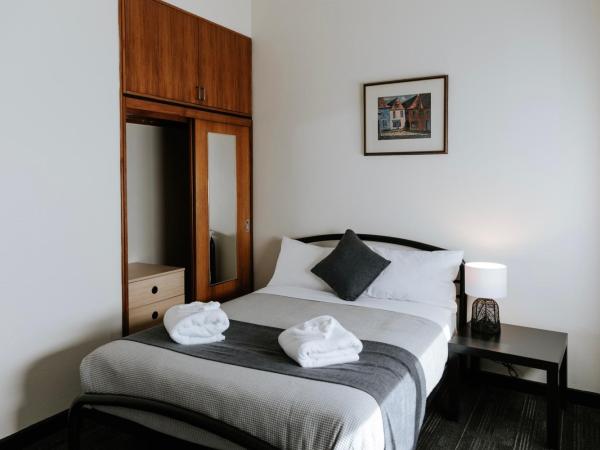 Canberra Accommodation Centre : photo 2 de la chambre appartement 4 chambres