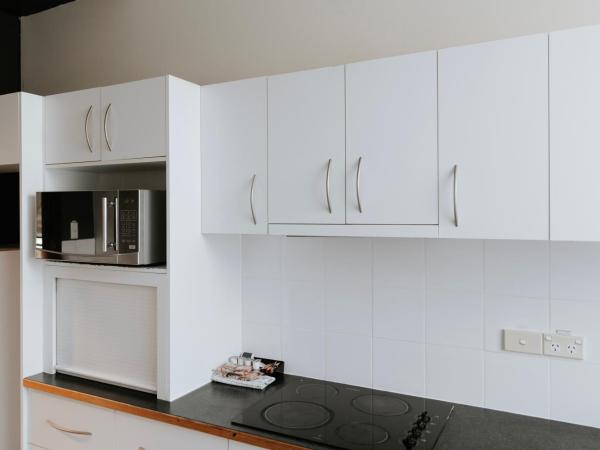 Canberra Accommodation Centre : photo 1 de la chambre appartement 4 chambres