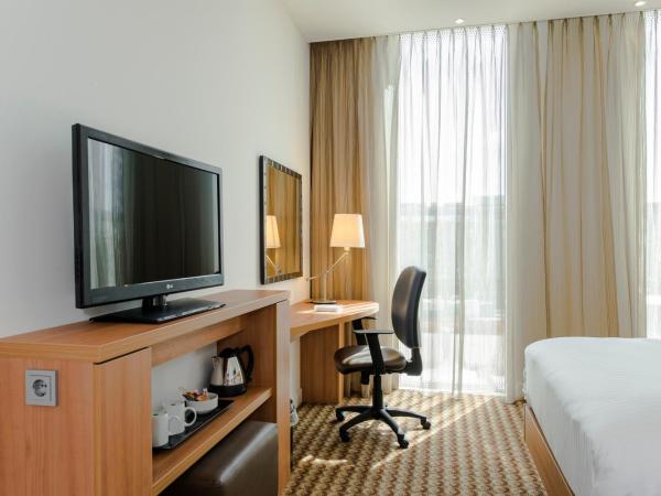 Hampton By Hilton Amsterdam Arena Boulevard : photo 2 de la chambre chambre lit queen-size 