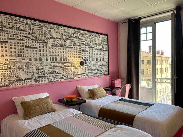 Hôtel de la Croix-Rousse : photo 3 de la chambre chambre lits jumeaux