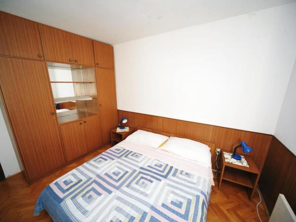 Rooms Novaković : photo 5 de la chambre chambre double avec salle de bains commune