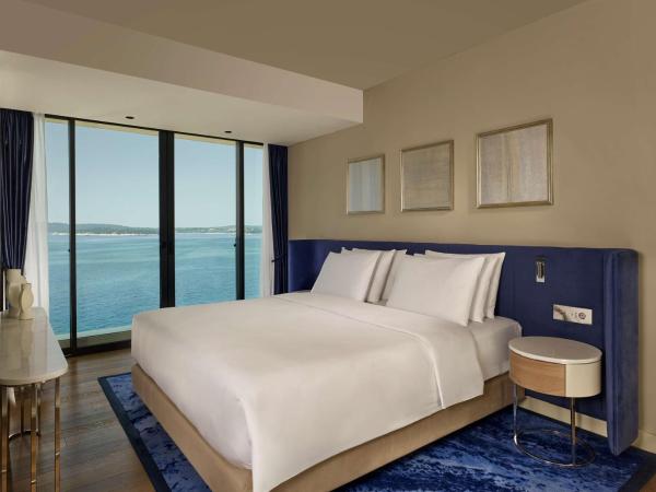 Grand Hotel Brioni Pula, A Radisson Collection Hotel : photo 2 de la chambre suite grand brioni - vue panoramique sur mer