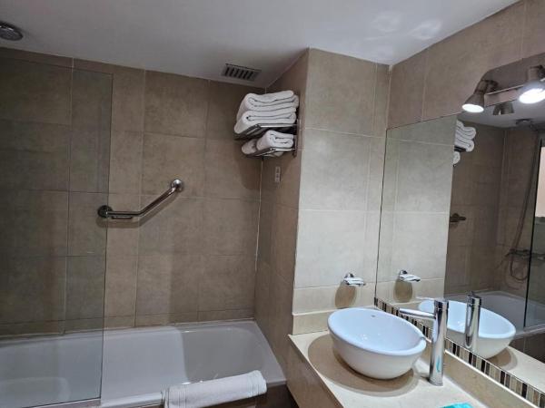 DAKAR HOTEL : photo 5 de la chambre chambre quadruple