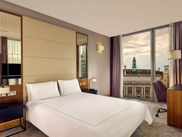Park Plaza County Hall London : photo 1 de la chambre chambre double supérieure - vue sur london eye