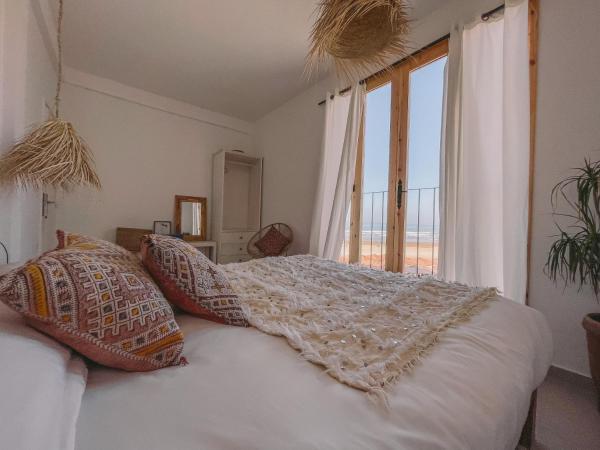 Blue Waves Surf House : photo 4 de la chambre chambre double standard