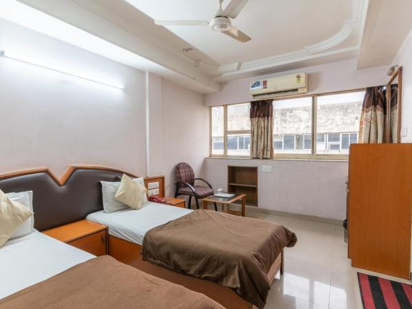 Hotel Sanmati : photo 2 de la chambre chambre double standard