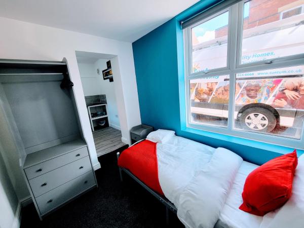 Berridge Solo Stays - NG7 : photo 1 de la chambre chambre simple avec salle de bains privative