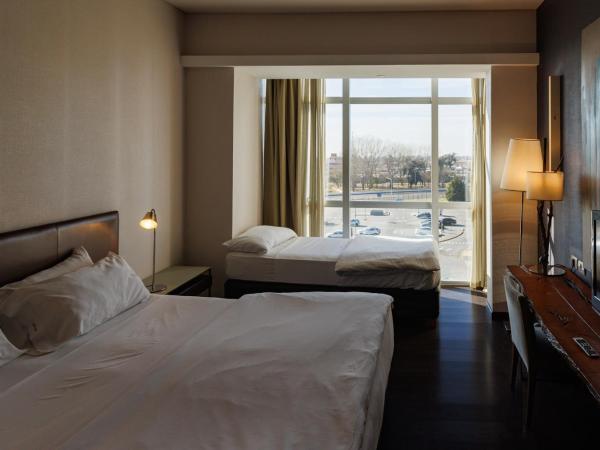 Esplendor by Wyndham Mendoza : photo 4 de la chambre chambre triple