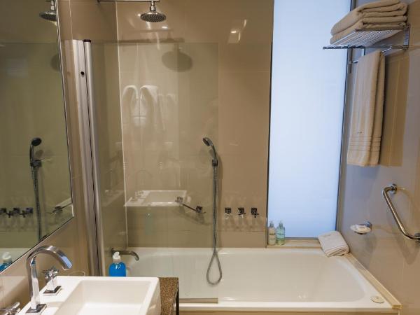 Esplendor by Wyndham Mendoza : photo 8 de la chambre chambre lit king-size - non-fumeurs