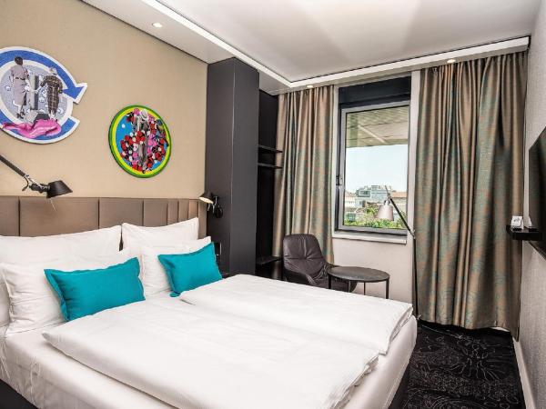 Motel One Wien Westbahnhof : photo 8 de la chambre chambre double standard