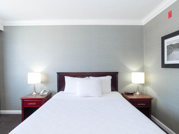 Sandman Hotel Red Deer : photo 3 de la chambre chambre standard - 1 lit queen-size 