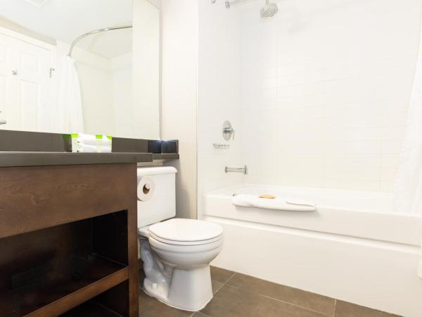 Sandman Hotel Red Deer : photo 6 de la chambre suite lit queen-size standard avec kitchenette