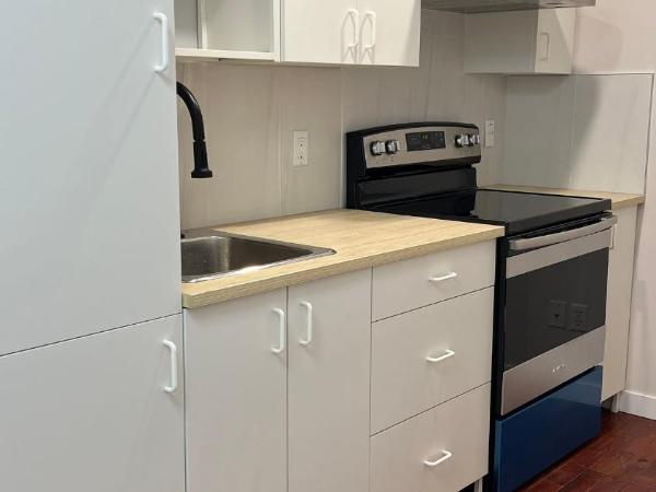 Newly renovated Elephant Suite, two beds, independent bathroom veryquiet : photo 2 de la chambre suite 1 chambre