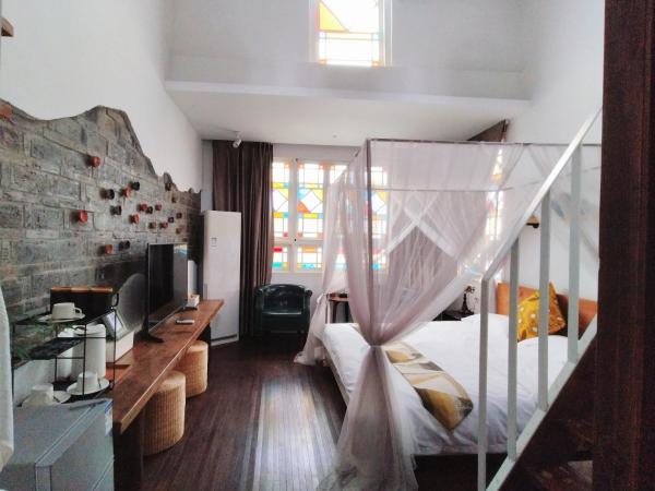 Suzhou Houlishenghuo Guesthouse : photo 5 de la chambre chambre familiale avec salle de bains privative