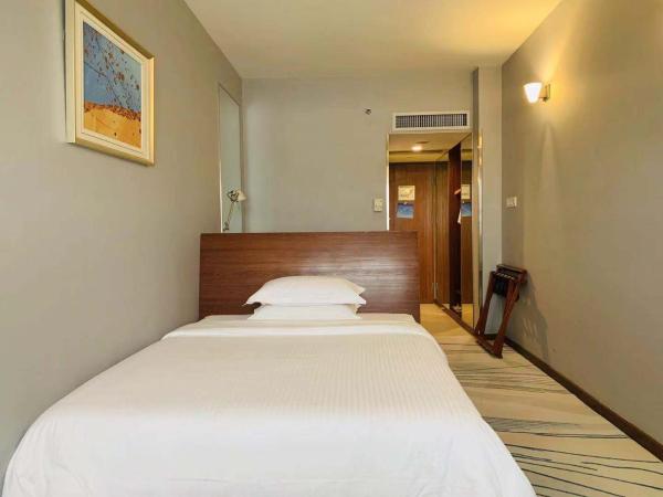 Days Inn Guangzhou : photo 2 de la chambre chambre double standard