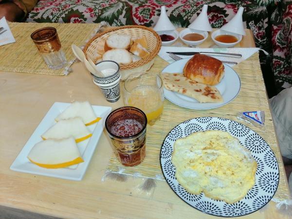 Riad dar sahrawi : photo 8 de la chambre lit simple dans dortoir pour femmes