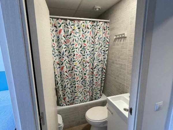 Pensión La Estrella : photo 2 de la chambre chambre triple avec salle de bains privative