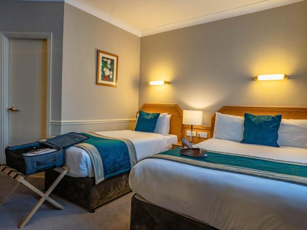 Harcourt Hotel : photo 6 de la chambre hébergement double + simple (3 personnes)