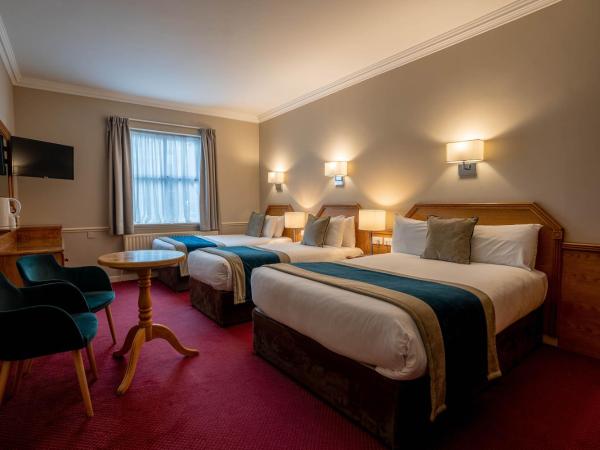 Harcourt Hotel : photo 3 de la chambre chambre familiale (occupation maximum 3 adultes)