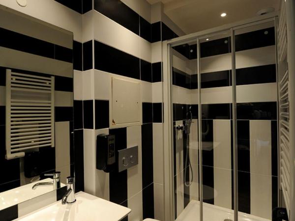 The 3 Ducks Eiffel Tower by Hiphophostels : photo 2 de la chambre lit dans dortoir mixte de 6 lits