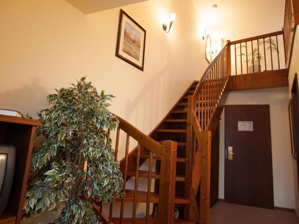 Hotel & Restaurant Klosterhof : photo 2 de la chambre suite maisonnette