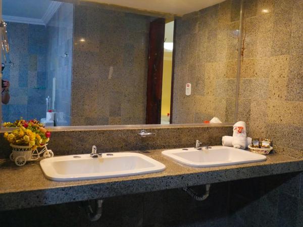 Marbello Ariau Hotel : photo 2 de la chambre suite