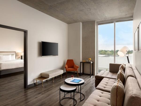 Twelve Midtown, Marriott Autograph Collection : photo 6 de la chambre suite 2 chambres avec lit king-size