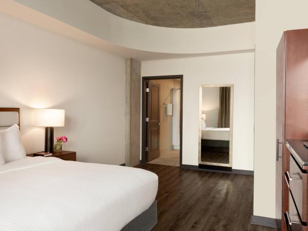 Twelve Midtown, Marriott Autograph Collection : photo 7 de la chambre suite 2 chambres avec lit king-size