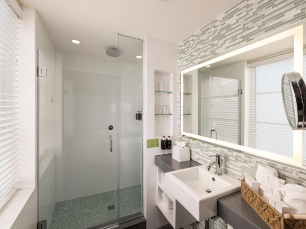 The Palms Hotel & Spa : photo 6 de la chambre hébergement avec 1 lit king-size - vue sur océan