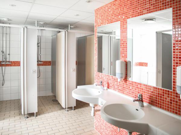 Kvibergs Vandrarhem - Hostel : photo 3 de la chambre chambre simple avec salle de bains commune