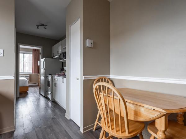 Hotel le Roberval : photo 2 de la chambre suite 1 chambre avec canapé-lit