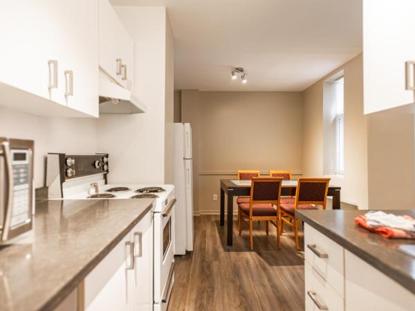 Hotel le Roberval : photo 1 de la chambre suite 2 chambres