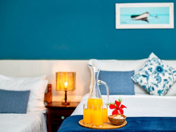 Villa Bella Ferradura : photo 7 de la chambre chambre triple - vue sur la piscine