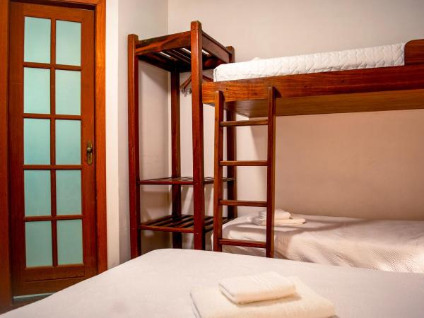 Villa Bella Ferradura : photo 10 de la chambre chambre quadruple standard