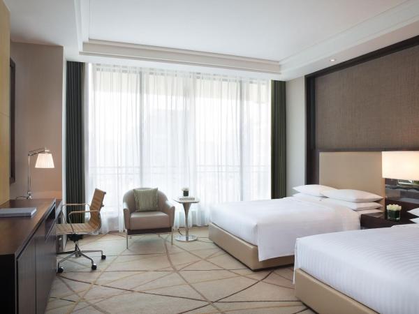 Courtyard by Marriott Shanghai Changfeng Park : photo 2 de la chambre chambre lits jumeaux premier