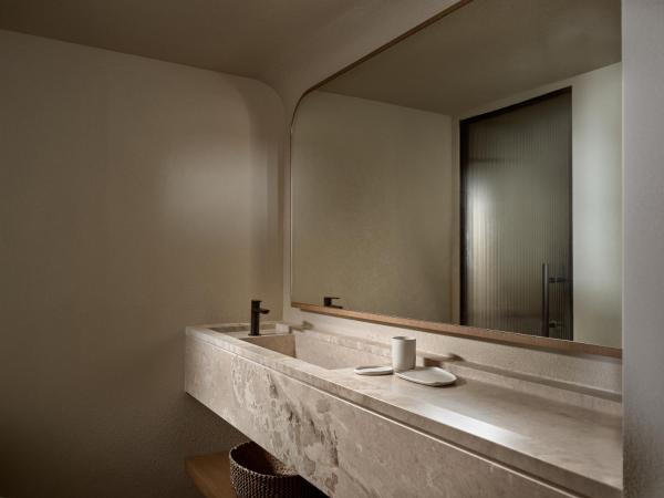 Domes Noruz Mykonos : photo 5 de la chambre hébergement pure haven avec bain à remous privé