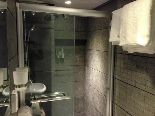 Seasons Hotel - Causeway Bay : photo 10 de la chambre chambre triple supérieure