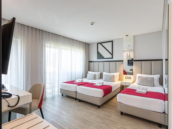 Hotel Canada : photo 2 de la chambre chambre triple supérieure