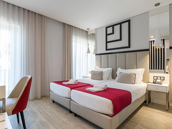 Hotel Canada : photo 1 de la chambre chambre lits jumeaux avec balcon