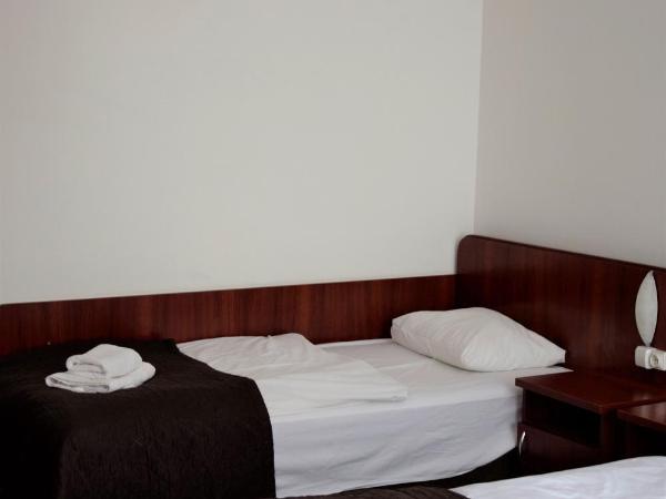 Villa Victoria : photo 6 de la chambre chambre triple standard