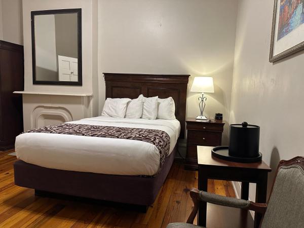 Inn on St. Ann, a French Quarter Guest Houses Property : photo 3 de la chambre chambre complète de luxe