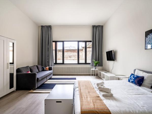 Smartflats - the City Antwerp : photo 3 de la chambre studio avec terrasse