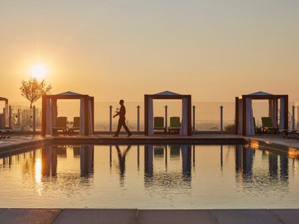 Four Seasons St. Louis : photo 1 de la chambre chambre lit king-size - vue sur ville