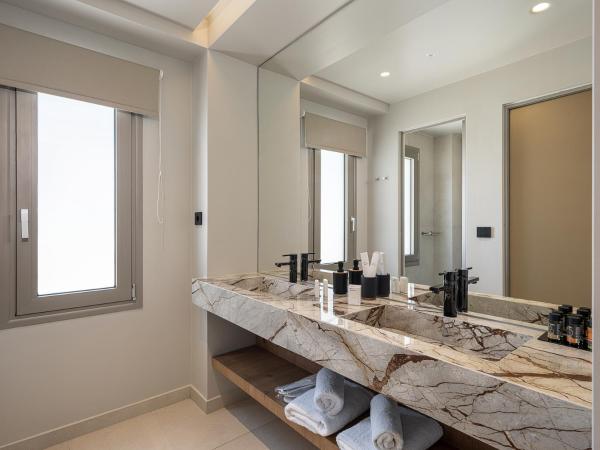 Iperion Beach Hotel : photo 7 de la chambre suite supérieure - vue sur mer