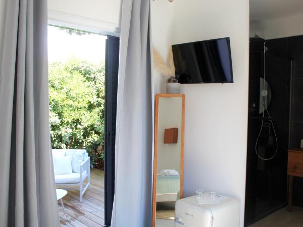 Les Suites d'Agosta : photo 3 de la chambre chambre double