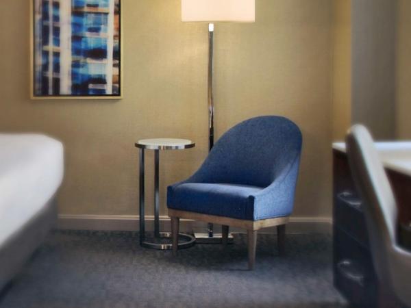 Hilton Chicago : photo 2 de la chambre chambre lit king-size