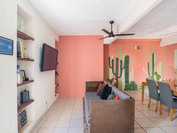 DICI Co-Living Housing Cabo San Lucas : photo 10 de la chambre chambre double avec salle de bains commune