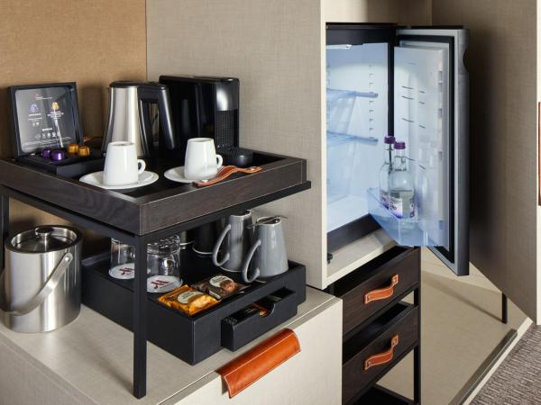 London Marriott Hotel Regents Park : photo 3 de la chambre chambre supérieure, 1 lit king-size, Étage supérieur, balcon