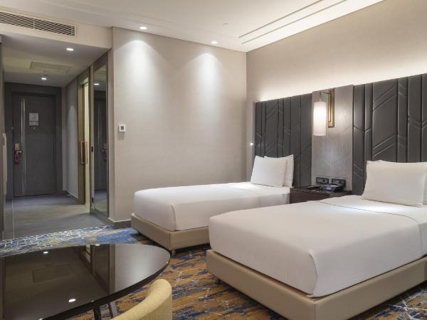 Hilton Istanbul Bakirkoy : photo 4 de la chambre chambre lits jumeaux - vue sur mer